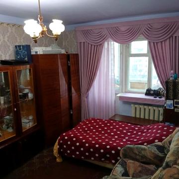 Академіка Заболотного вул., 1