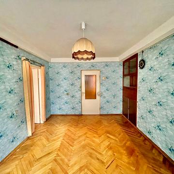 Європейського Союзу просп. (Правди), 6