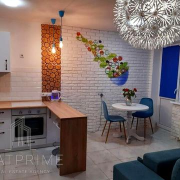 Степана Руданського вул., 4-6