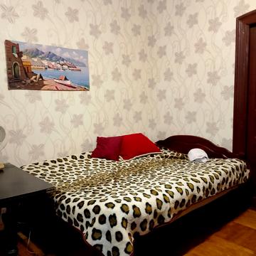 Кіри Муратової вул., 13