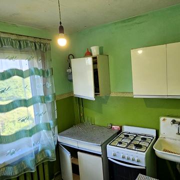 Ювілейний просп. (), 75а