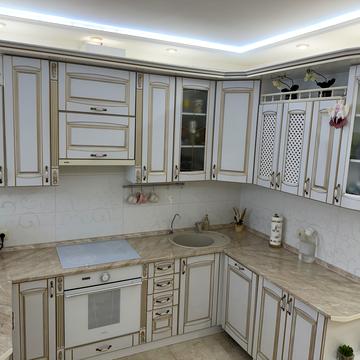 Ярослава Гашека бульв., 24