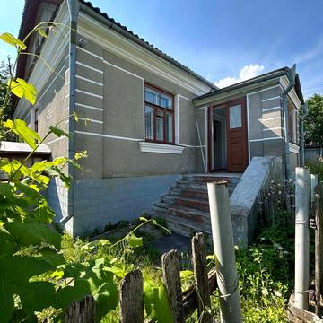Лесі Українки, 7