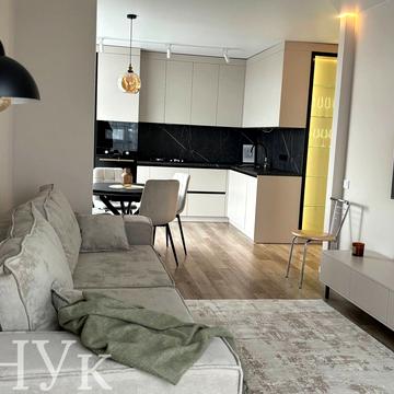 Корнелія Дзержика вул., 16б