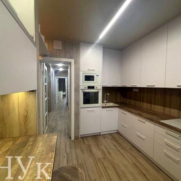 Руська вул., 213б