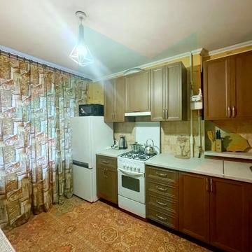 Набережна Перемоги вул., 58