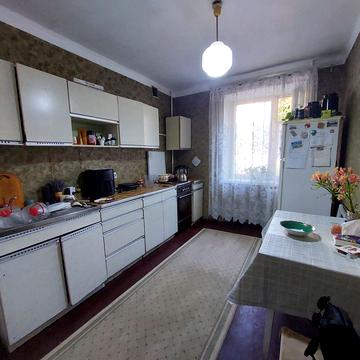 Дмитра Майбороди вул. (Збишка), 9