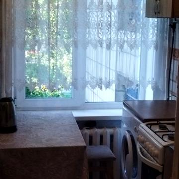 Зодчих вул., 32-Б