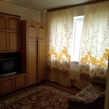 Романа Шухевича просп. (Генерала Ватутіна), 10