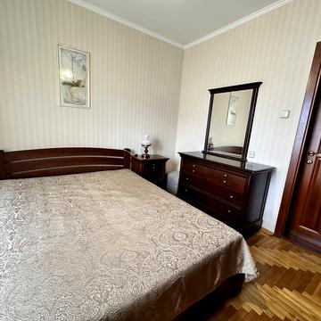 Срібнокільська вул., 8-А