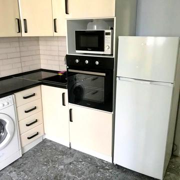 Сергія Данченка вул., 32