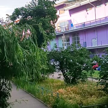 Оболонський просп., 31