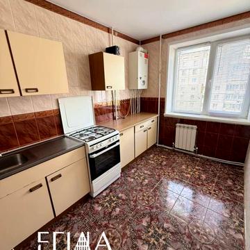 Незалежності вул. (Космонавта Попова), 20 к2