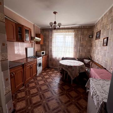 Данила Галицького вул., 12а