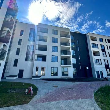 Льонокомбінатівська вул., (Будинок 1)