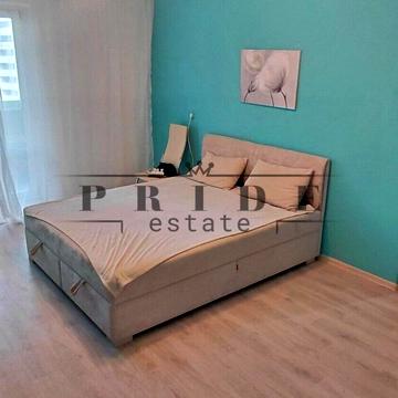 Драгоманова вул., 8-Б