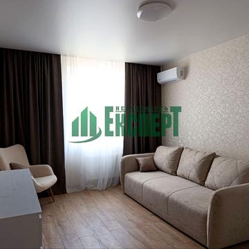 Миру вул., 47