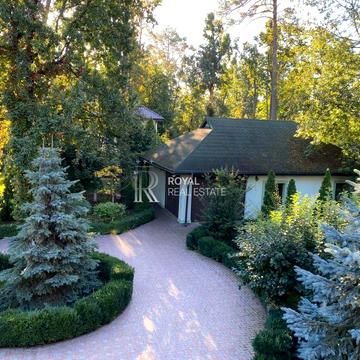 Кленова вул., 55Є