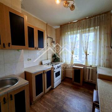 Сонячний мікрорайон вул., 35