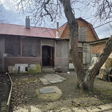 Паркова, 34