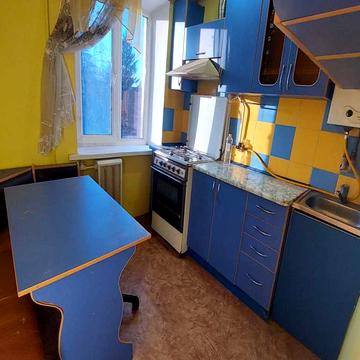 Євгена Гребінки вул., 24б