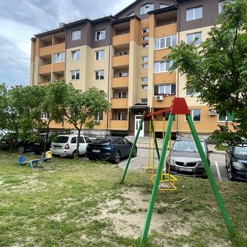 Столична вул., (Будинок 2)