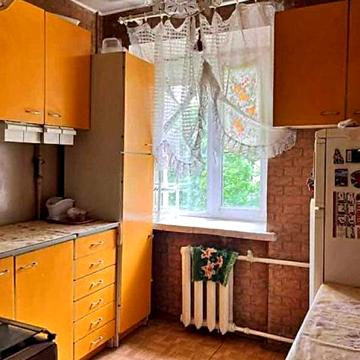 Вартових Неба вул. (Тобольська), 47