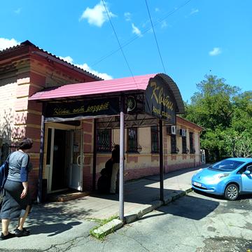 Симона Петлюри вул. (Артема), 28