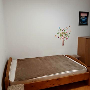 Молодіжна вул., 44/44а