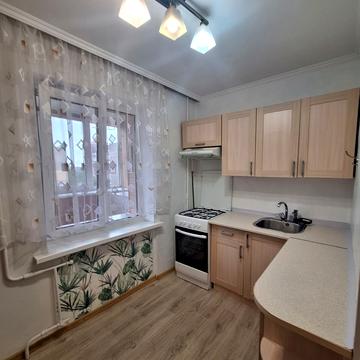 Горлівська вул., 38/40