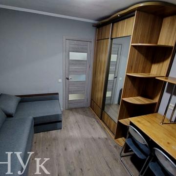 Осипа Сорохтея вул., 30