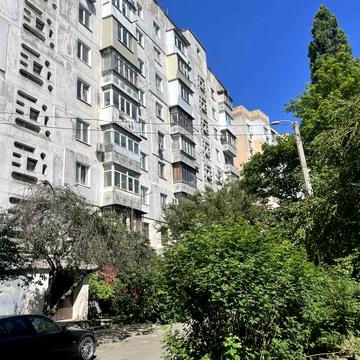 Євгена Танцюри вул., 50а