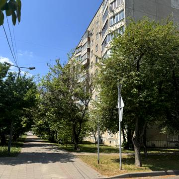 Вячеслава Чорновола вул. (), 26