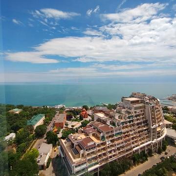 Генуезька вул., (Будинок)