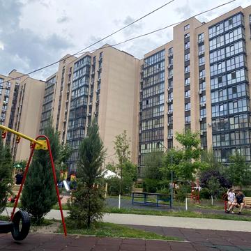 Набережна Перемоги вул., 44-У