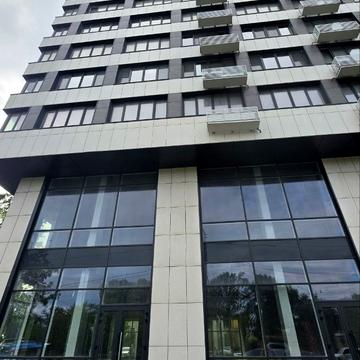 Набережна Перемоги вул., 40-Д