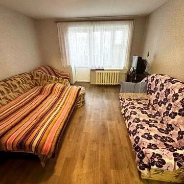 Клима Савура вул., 14а