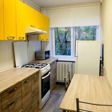 Тараса Шевченка бульв., 38