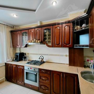 Харківська вул., 3