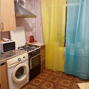 Романа Ратушного вул. (Волгоградська), 39