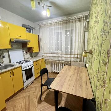 Піхоти Короля вул. (Лізи Чайкіної), 3