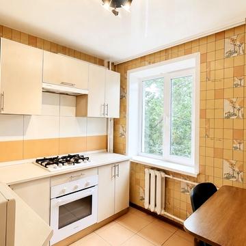 Незалежної України вул. (40 років Радянської України), 71