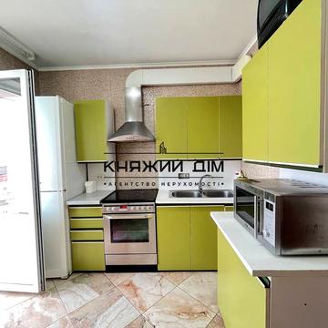 Бориса Гмирі вул., 12-Б