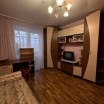 Валерія Опанасюка вул. (Пирогова), 9