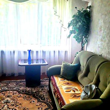 Домотканська вул. (Донська), 1