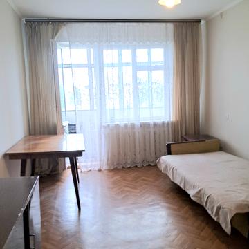 Академіка Корольова вул., 58
