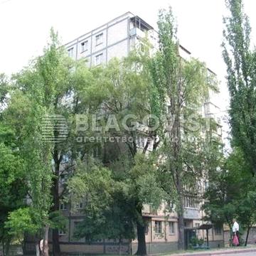 Щусєва вул., 40
