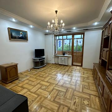 Богдана-Ігора Антонича вул., 2