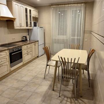 Патріарха Мстислава Скрипника вул., 40