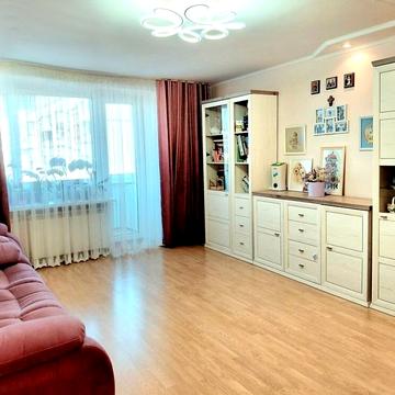 Юності просп., 44